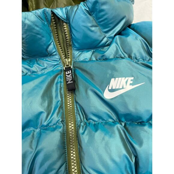 Nike Sportswear Girls Hooded‎ Jacket in Green, Mermaid Puffer Coat, Full Zip - Picture 5 of 9